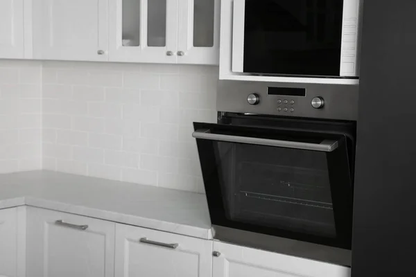 Modern Oven Microwave White Clean Kitchen — Stock Photo, Image