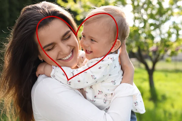 Ілюстрація Червоного Серця Щаслива Мати Своєю Милою Дитиною Парку Сонячний — стокове фото