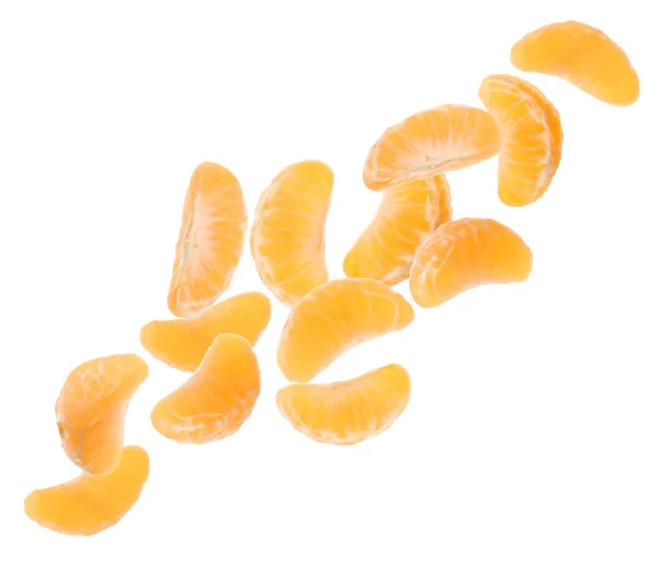 Pieces Tasty Tangerines Falling White Background — ストック写真