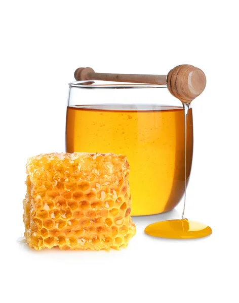 白い背景においしい天然の蜂蜜 有機製品 — ストック写真
