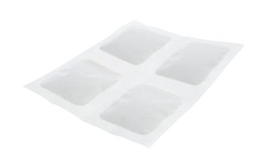 Hardal sıvası beyaza izole edilmiş. Alternatif tıp