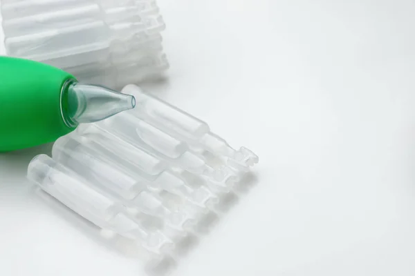Single Dose Ampoules Sterile Isotonic Sea Water Solution Nasal Aspirator — Stock fotografie