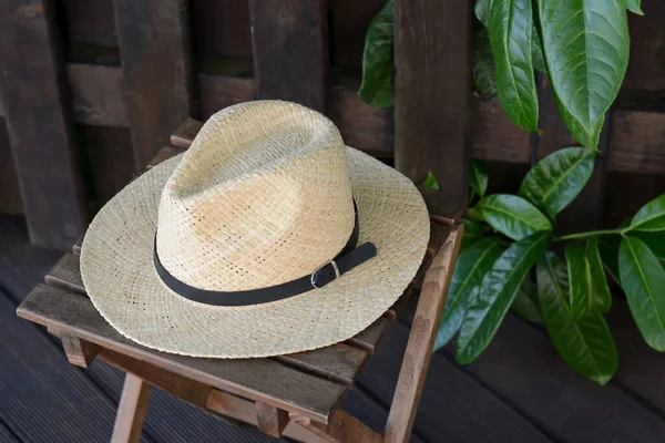 Stylish Hat Wooden Stool Fence Beach Accessory — Photo