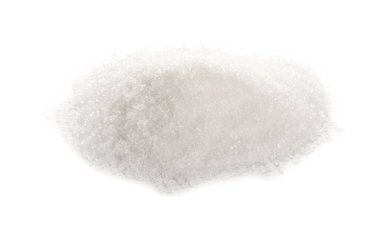 Beyaz üzerine izole edilmiş granül şeker yığını