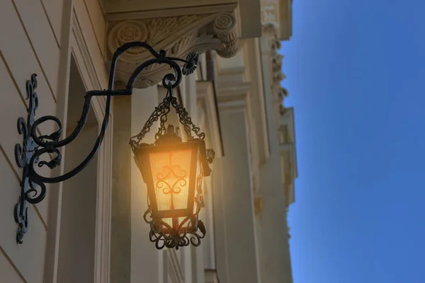 Beautiful Old Fashioned Street Lamp Lighting Wall Building — Fotografia de Stock