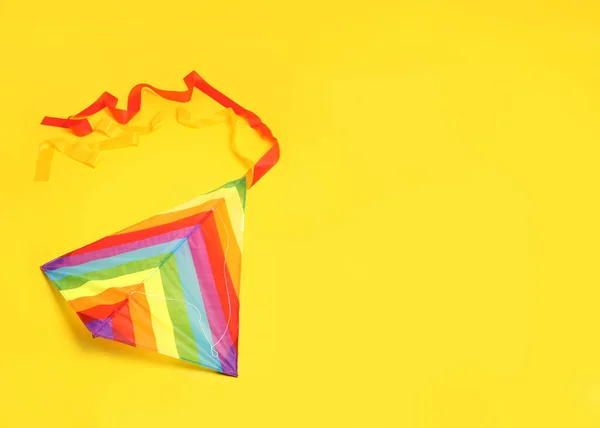 Bright Rainbow Kite Yellow Background Space Text — Fotografia de Stock