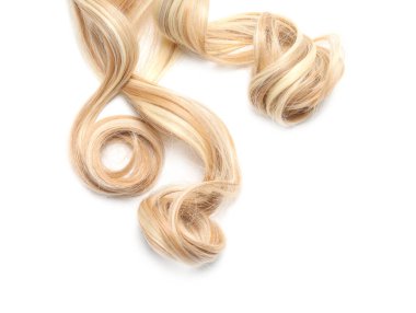 Güzel sarı kıvırcık saçlı, beyaz tenli, üst manzaralı