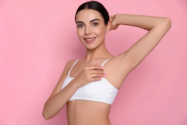 Young Woman Showing Smooth Skin Epilation Pink Background — Foto de Stock