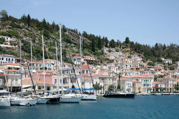 Beautiful View Coastal City Sailboats Sunny Day — Photo