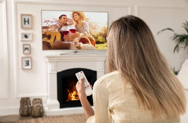 Woman Watching Romantic Movie Home — Stockfoto