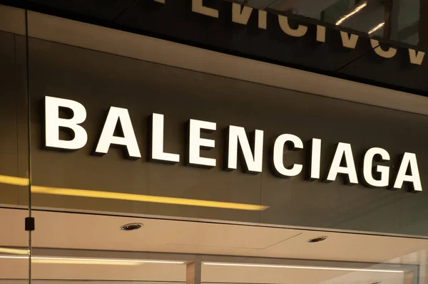 Warshaw Польща Травня 2022 Магазин Моди Balenciaga Торговому Центрі — стокове фото