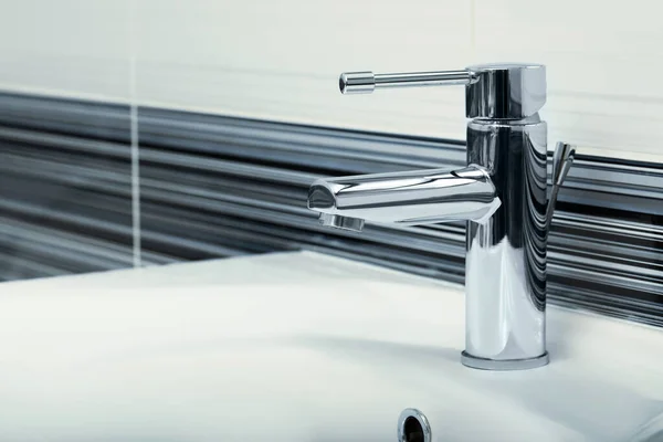Clean White Sink Shiny Water Tap Bathroom — Stock fotografie