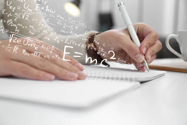Science Education Concept Illustration Basic Physics Mathematics Formulas Woman Working — Fotografia de Stock