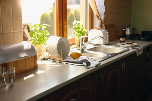 Stylish Kitchen Interior Sink Toaster Window — Φωτογραφία Αρχείου