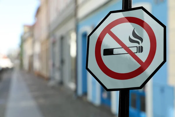 Вивіска Куріння Міській Вулиці Простір Тексту — стокове фото