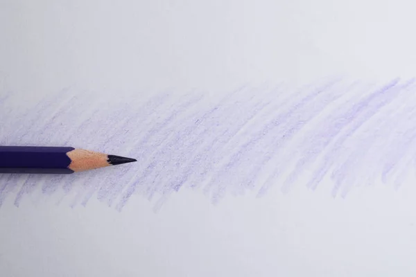 Lápis Roxo Sobre Folha Papel Com Desenho Vista Superior — Fotografia de Stock