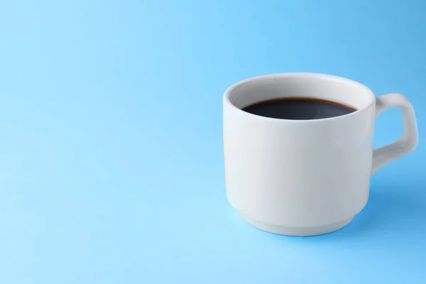 White Mug Freshly Brewed Hot Coffee Light Blue Background Space — Photo