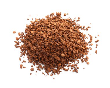 Beyaz üzerine izole edilmiş aromatik hazır kahve yığını.