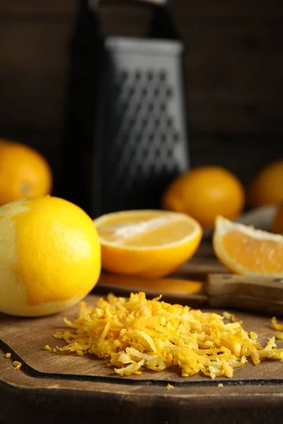 Lemon Zest Fresh Fruits Wooden Board Closeup — Stock Photo, Image