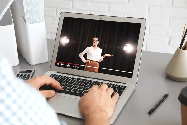 Man Watching Performance Motivational Speaker Laptop Grey Table Closeup — стоковое фото