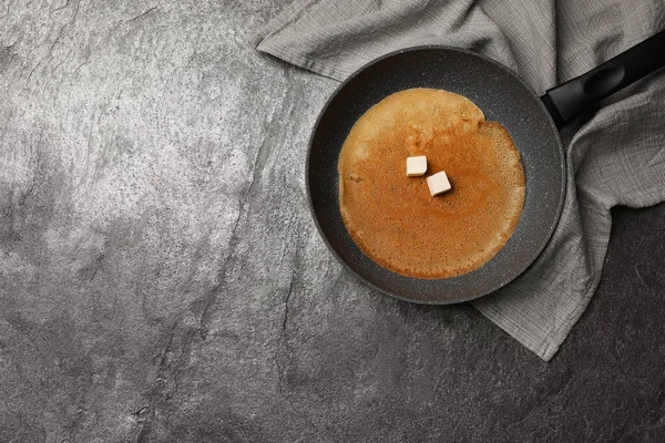Frying Pan Delicious Crepe Napkin Grey Table Top View Space — Foto de Stock