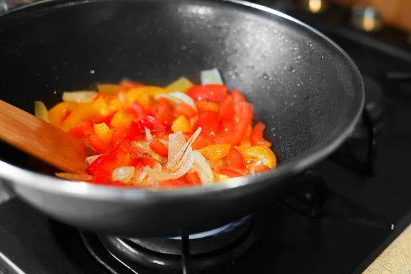 Приготування Свіжих Овочів Сковороді Плиті Крупним Планом — стокове фото