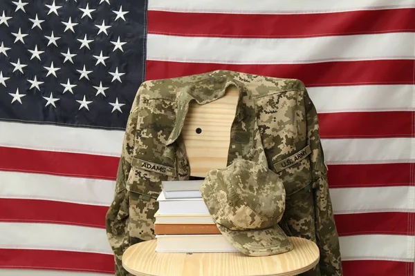 Books Soldier Uniform Wooden Chair Flag United States Military Education — стоковое фото