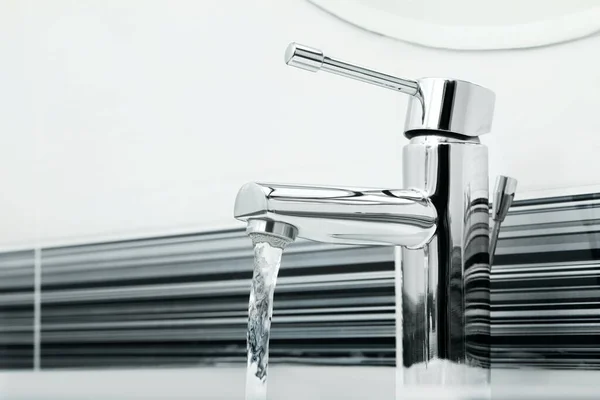 Stream Water Flowing Tap Bathroom — Stock Photo, Image