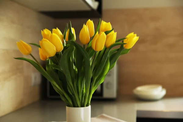 Bouquet Beautiful Yellow Tulips Vase Indoors — Foto de Stock