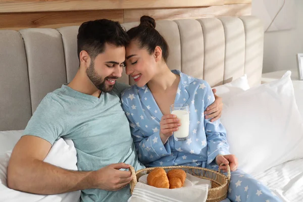 Happy Couple Pajamas Having Breakfast Bed Home — Foto de Stock