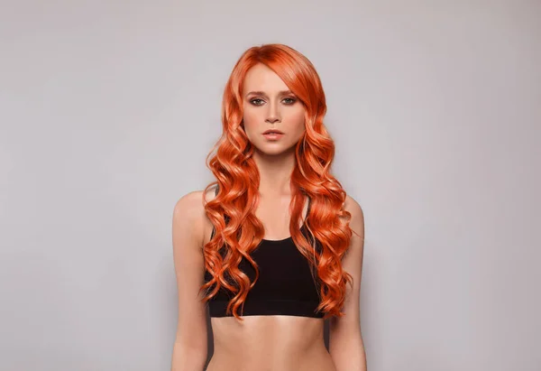 Beautiful Woman Long Orange Hair Light Grey Background — Stok fotoğraf