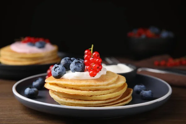 Tasty Pancakes Natural Yogurt Blueberries Red Currants Wooden Table Space — Stockfoto