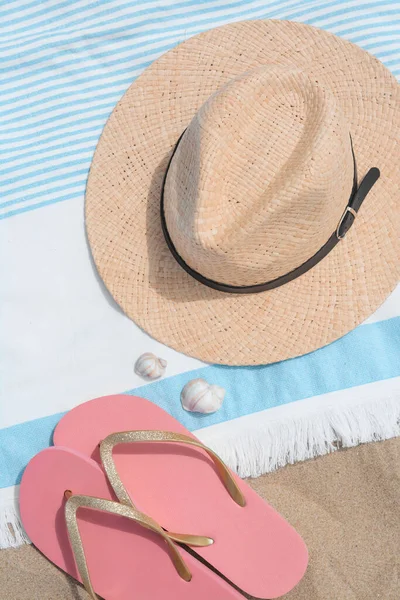 Beach Towel Straw Hat Seashells Flip Flops Sand Flat Lay — Photo