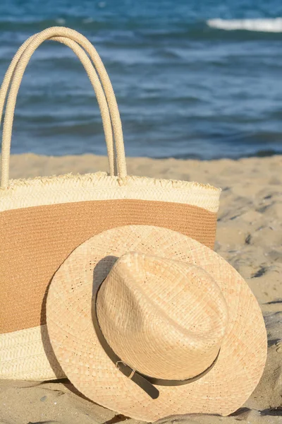 Stylish Bag Hat Sea Sunny Day Beach Accessories — Stock fotografie
