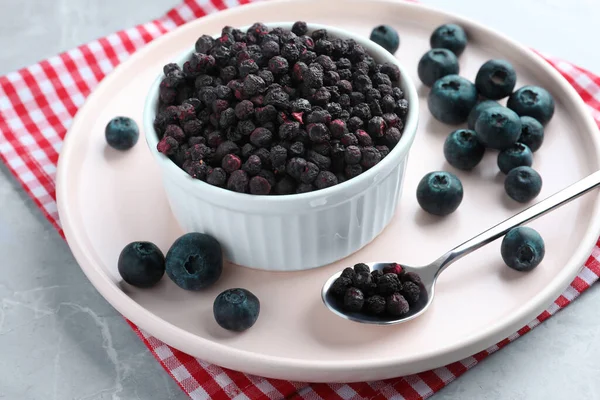 Freeze Dried Fresh Blueberries Light Grey Table Closeup — Stockfoto