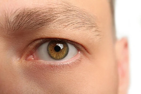 Vista Vicino Dell Uomo Con Bellissimo Occhio Sfondo Sfocato — Foto Stock