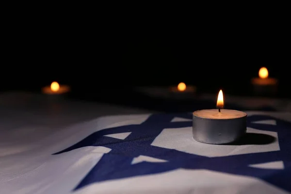 Brandende Kaars Vlag Van Israël Holocaust Geheugendag — Stockfoto