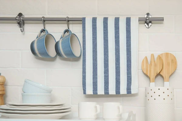 Clean Towel Utensils Dishware Kitchen — стоковое фото