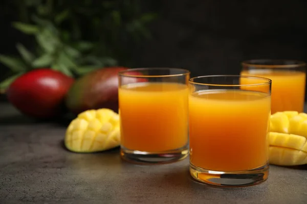 Fresh Delicious Mango Drink Grey Table — Stock Photo, Image