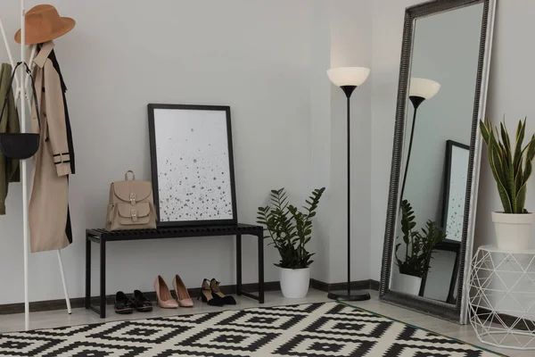 Stylish Hallway Room Interior Bench Shoes Clothes Rack Floor Mirror — ストック写真