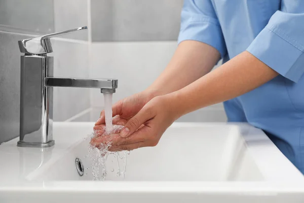 Doctor Washing Hands Water Tap Bathroom Closeup — Stock Photo, Image