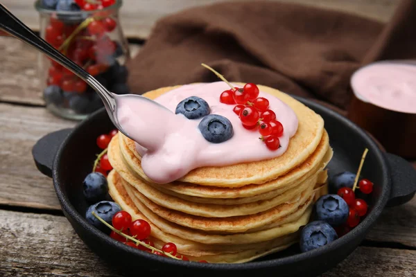 Tasty Pancakes Natural Yogurt Blueberries Red Currants Wooden Table — Photo
