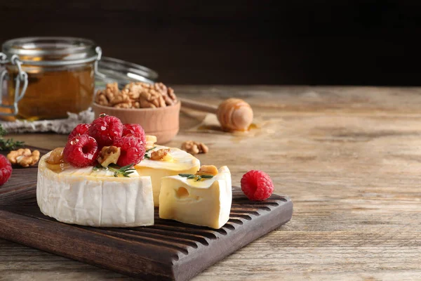 Brie Cheese Served Raspberries Walnuts Honey Wooden Table Space Text — Fotografia de Stock