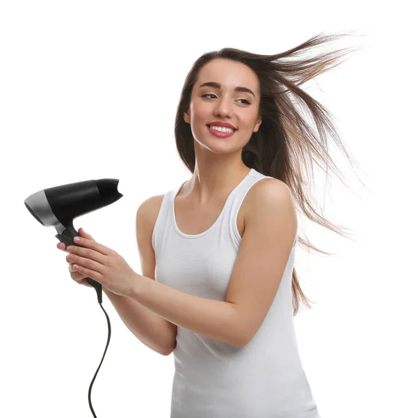 Mooie Jonge Vrouw Met Behulp Van Haardroger Witte Achtergrond — Stockfoto