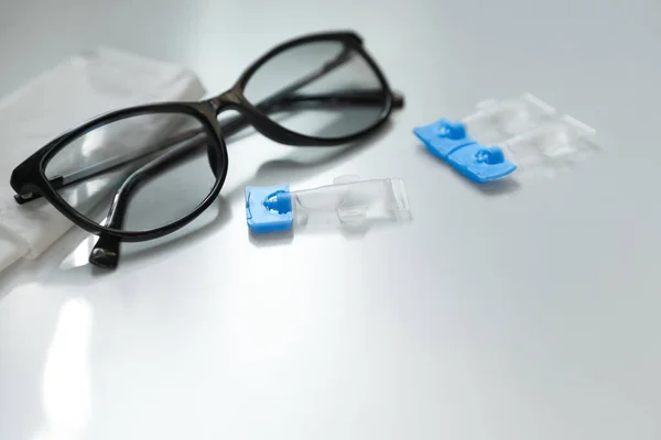 Single Dose Eye Drops Glasses Fabric White Table Space Text — Φωτογραφία Αρχείου