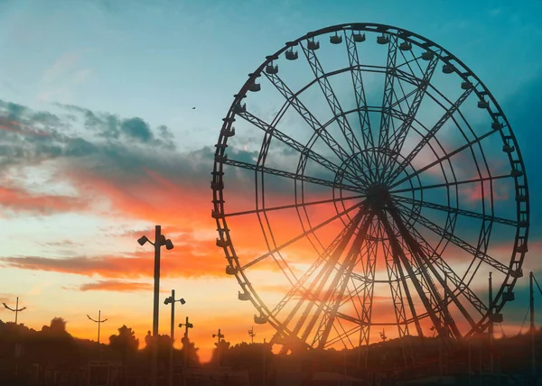 Beautiful Large Ferris Wheel Outdoors Sunset — 스톡 사진