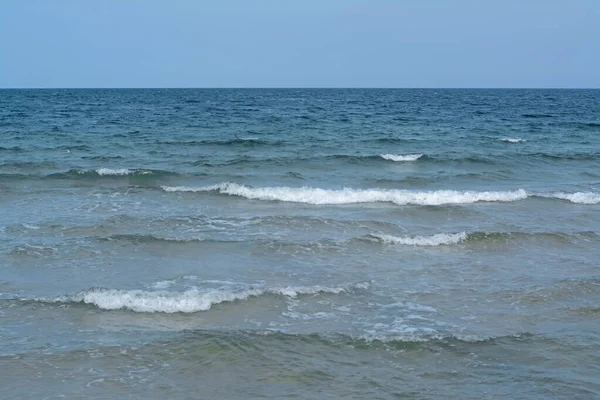 Живописный Вид Море Волнами — стоковое фото