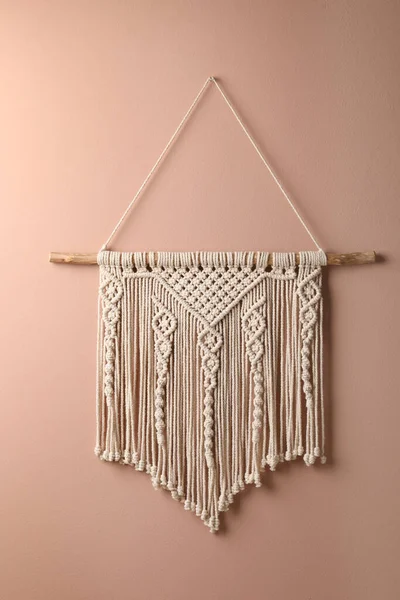 Stylish White Macrame Hanging Pink Wall — Fotografia de Stock