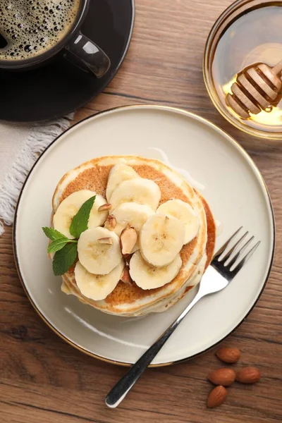 Tasty Pancakes Sliced Banana Served Wooden Table Flat Lay — ストック写真