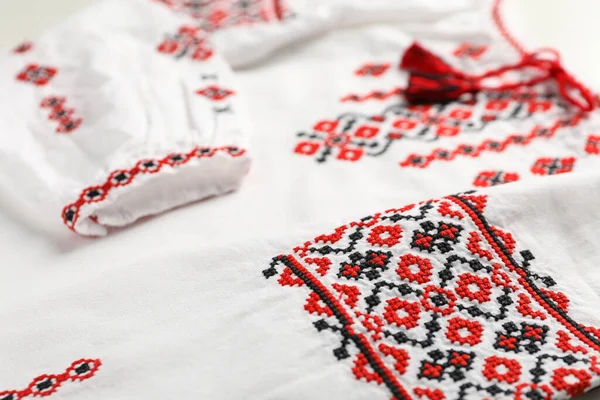 Beautiful White Shirt Red Ukrainian National Embroidery Closeup — Foto Stock